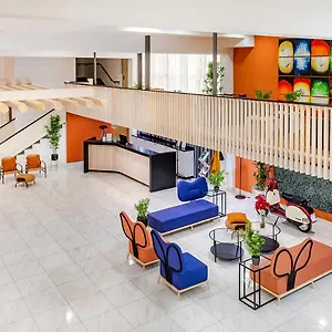 Hotel By President, Split